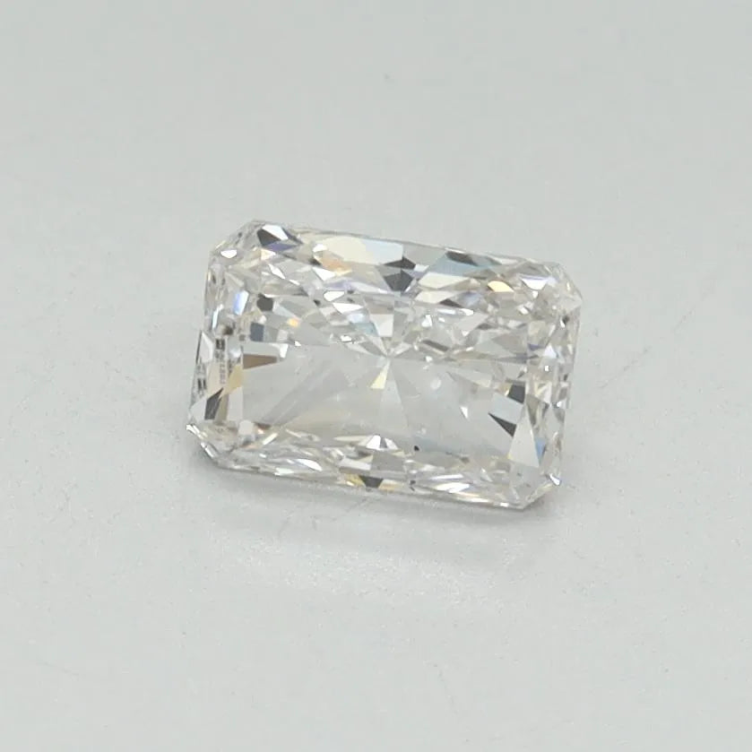 0.50ct Radiant Lab Grown Diamond (Colour F, Clarity VS2, IGI Certified)