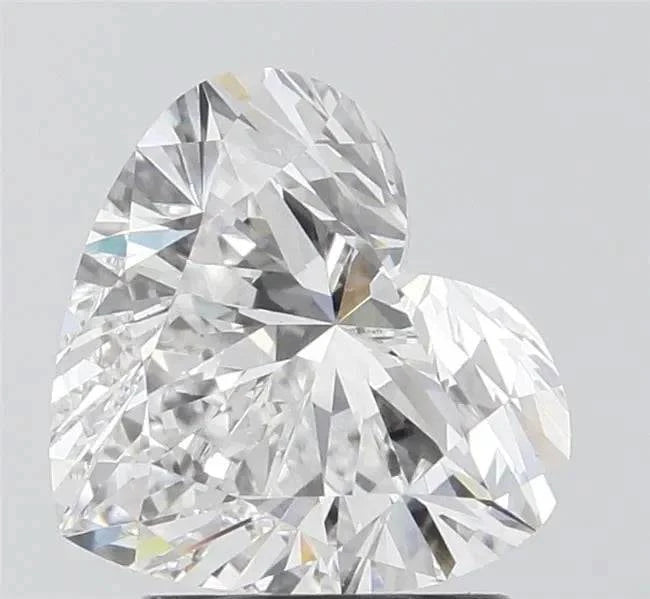 Herzförmiger Diamant mit brillantem Schliff, lose, ideal für Schmuck und Verlobungsringe