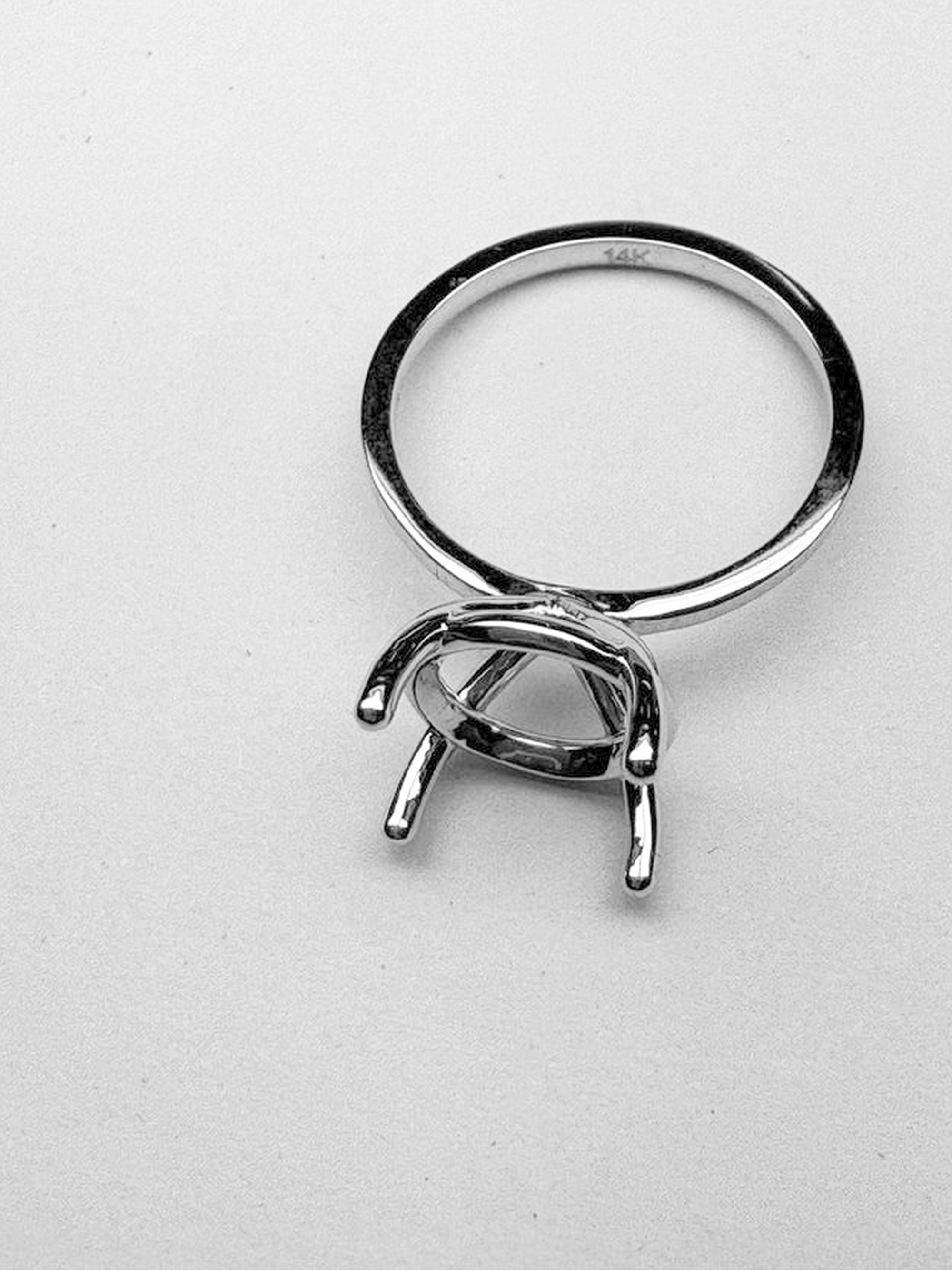 Solitär Ringfassung, 14k, 585 Weißgold für 4ct,5ct, 6ct runde Diamanten - gems4u.eu